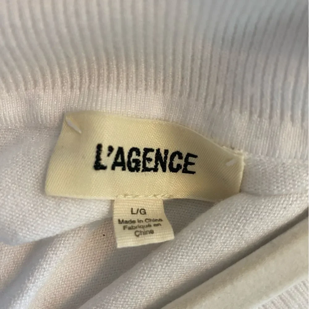 L'AGENCE NWT Minnie Asymmetric Off-The-Shoulder Knit Sweater White Size Large